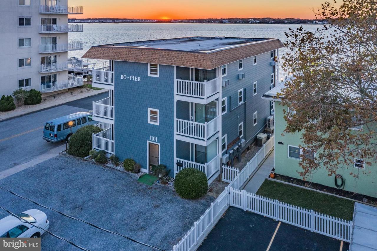 1101 Edgewater Avenue - Photo 1