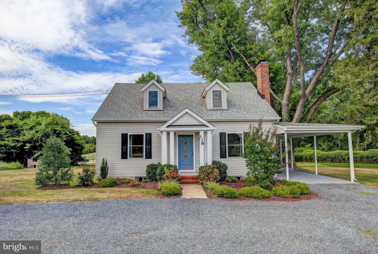 138 Harwood Road - Photo 1