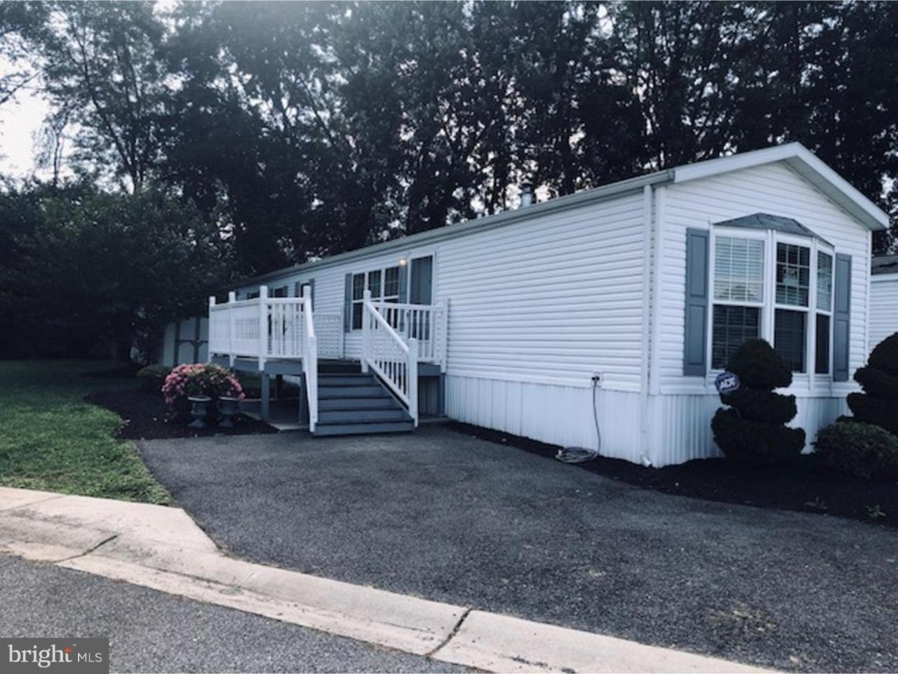 231 Shorewind Road - Photo 1