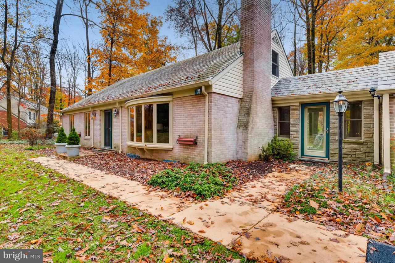 1404 Margarette Avenue - Photo 1
