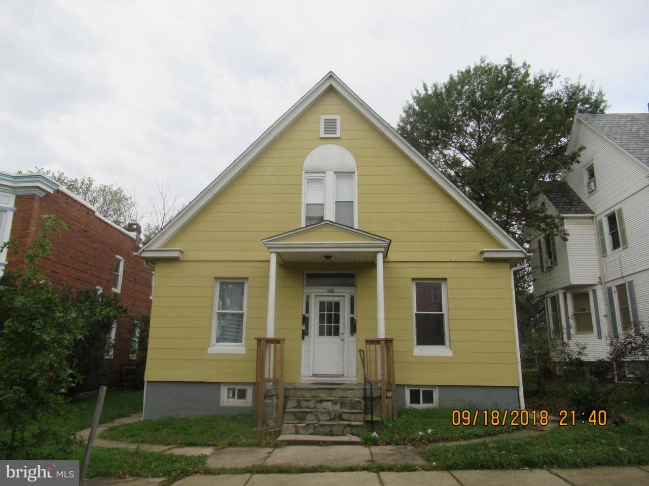 204 Augusta Avenue - Photo 1