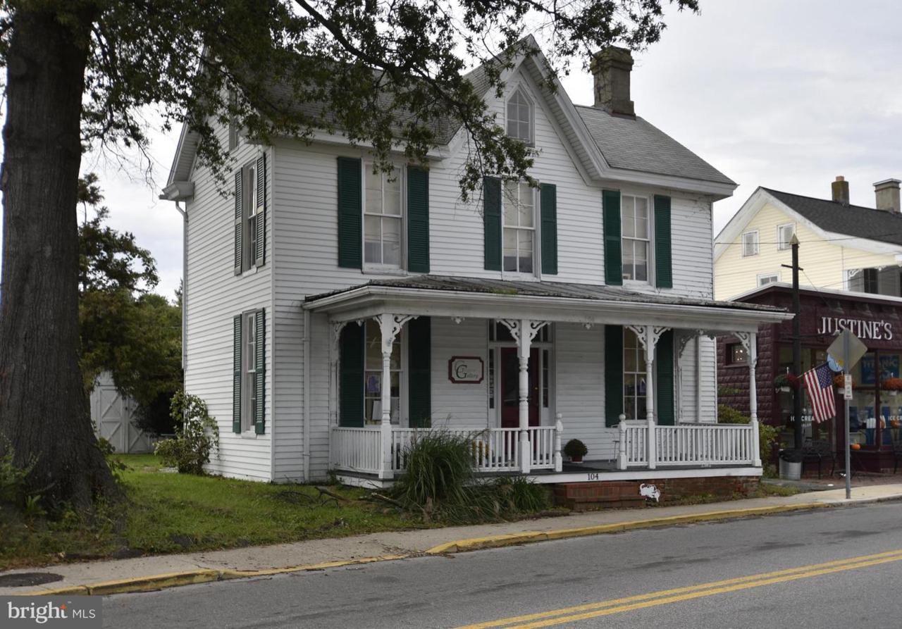 104 Talbot Street - Photo 1