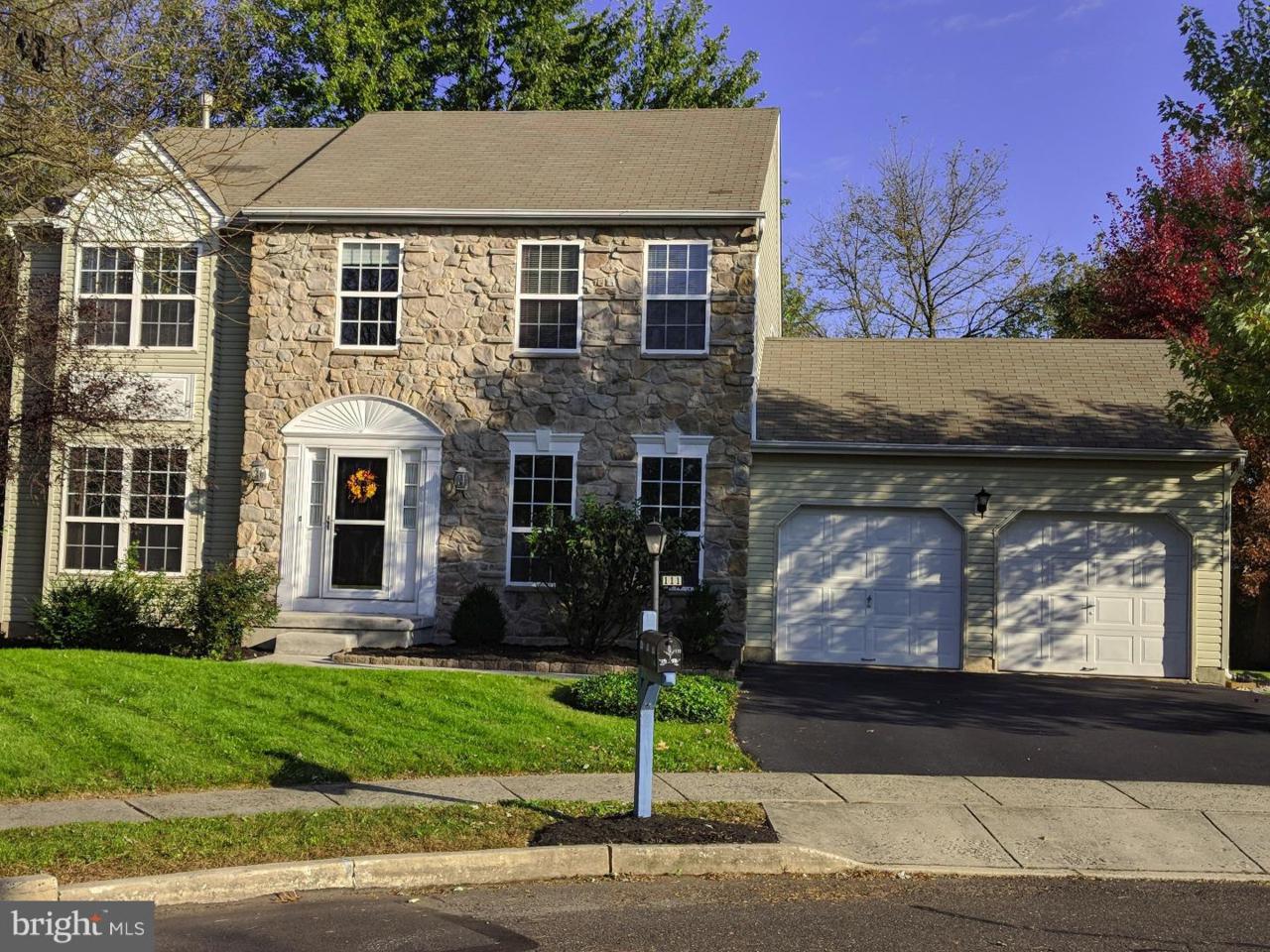 111 Cambridge Way - Photo 1