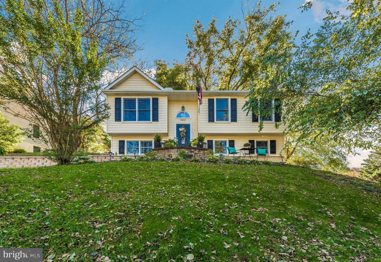 10801 Glade Court - Photo 1