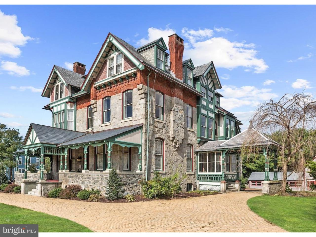 201 Mantua Avenue - Photo 1