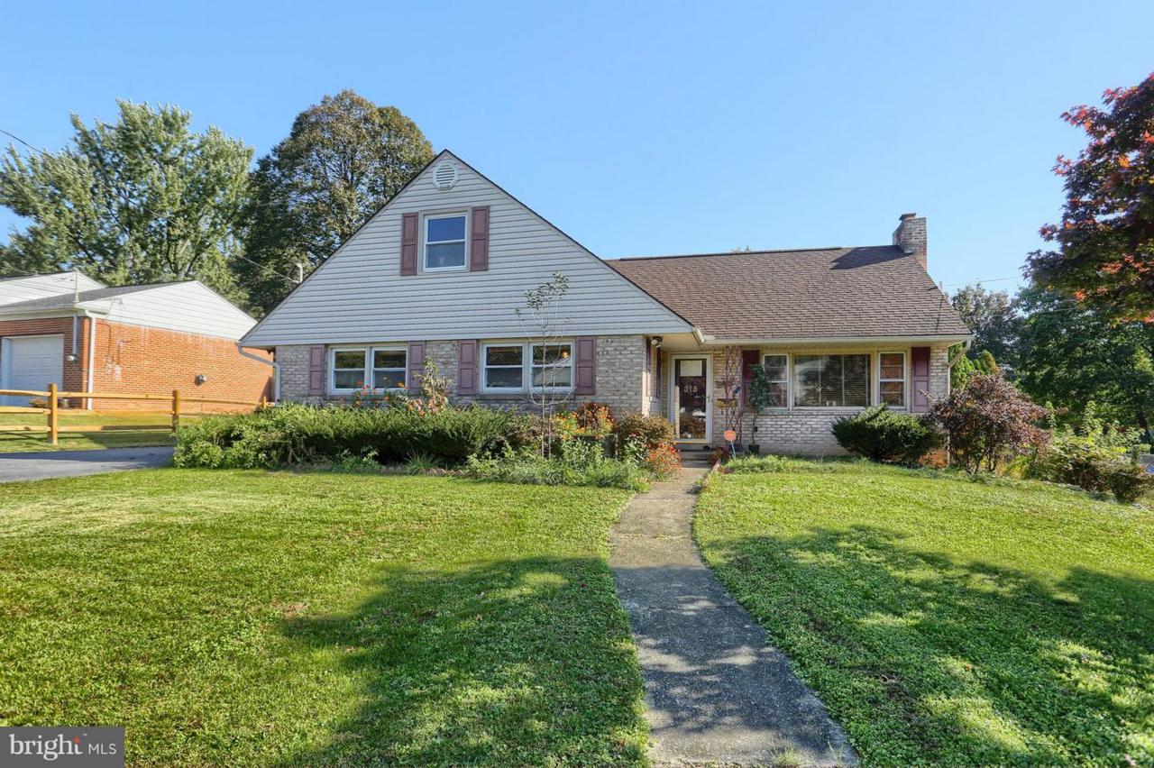 315 48TH Street - Photo 1