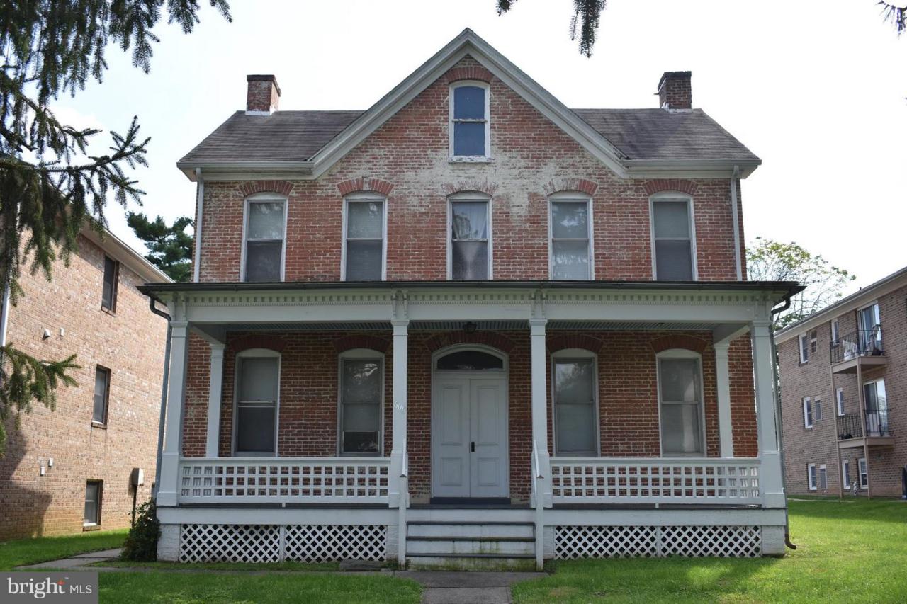 600 Patrick Street - Photo 1