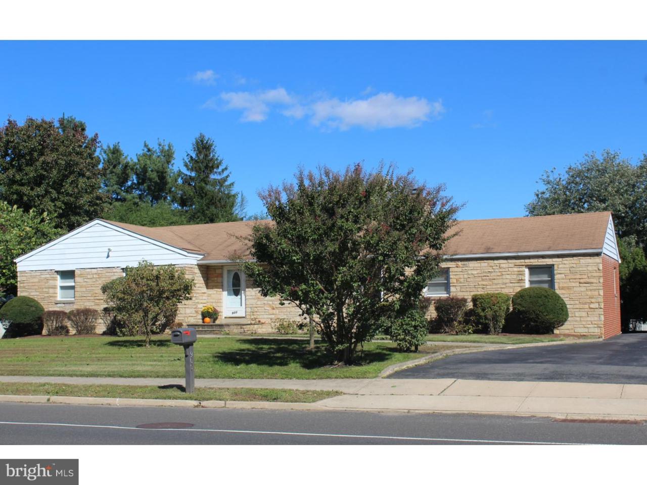 900 Kuser Road - Photo 1
