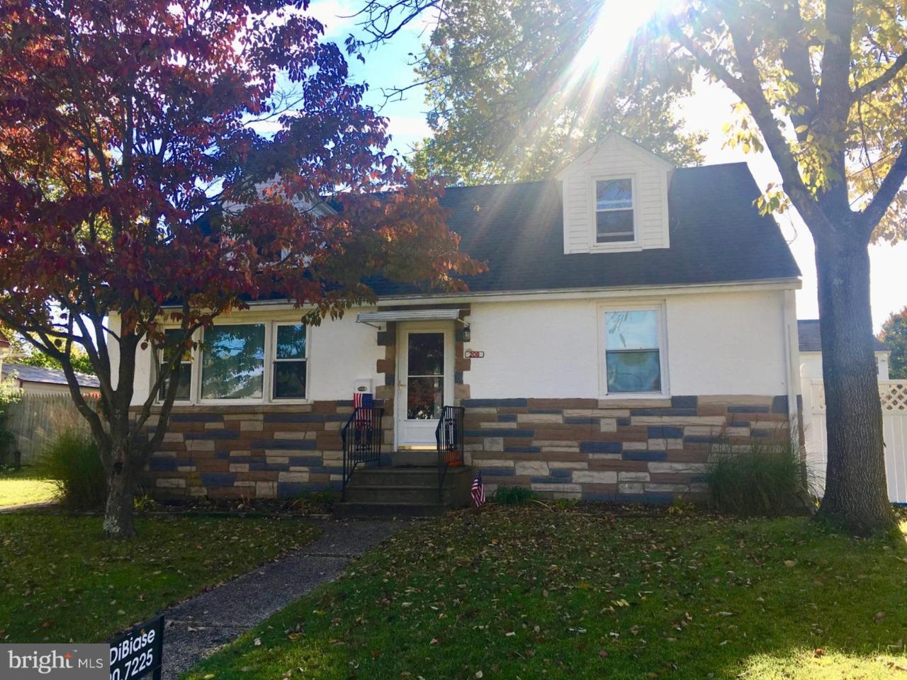 208 Woodland Avenue - Photo 1