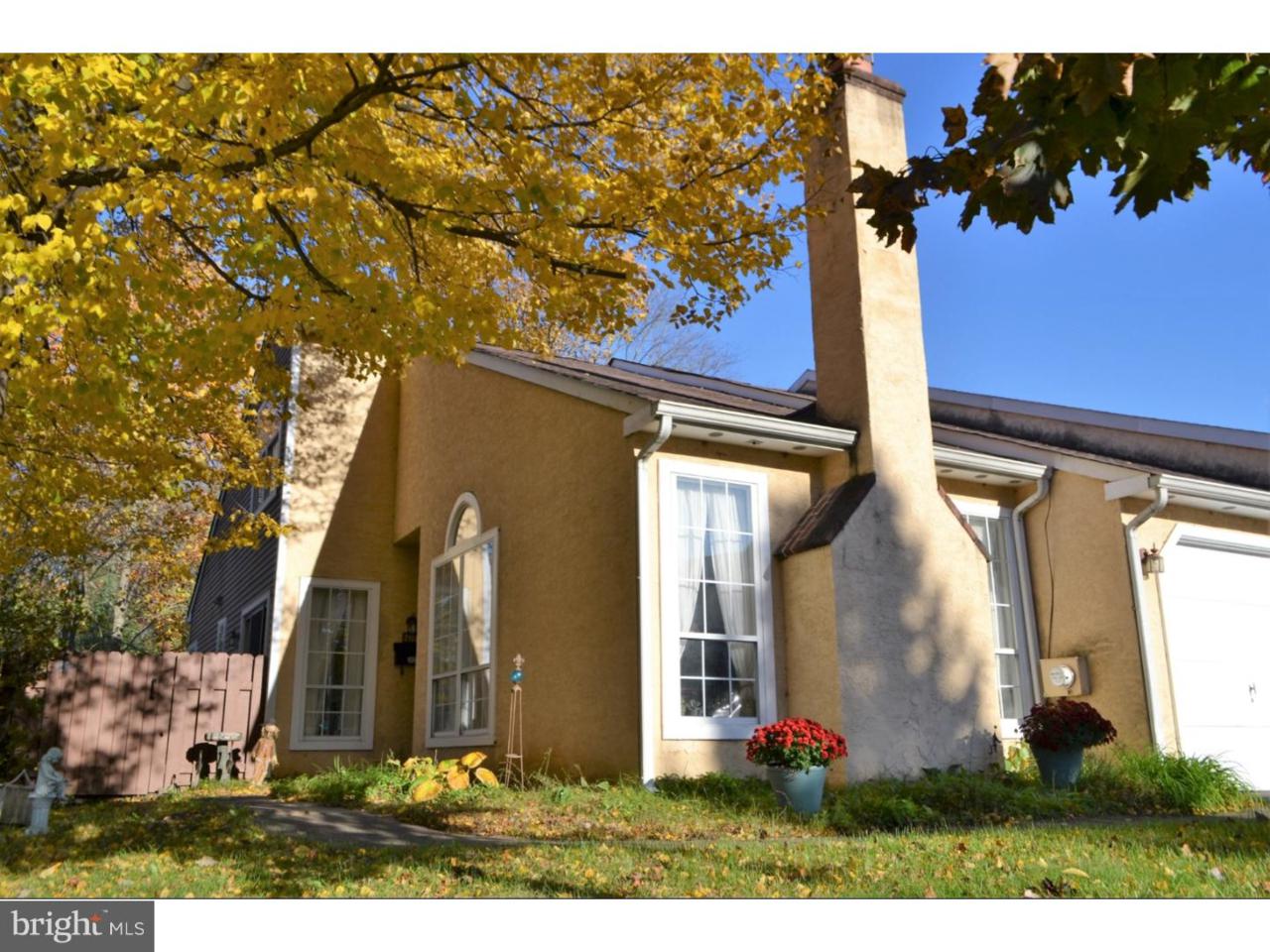 2109 Sturbridge Comn - Photo 1