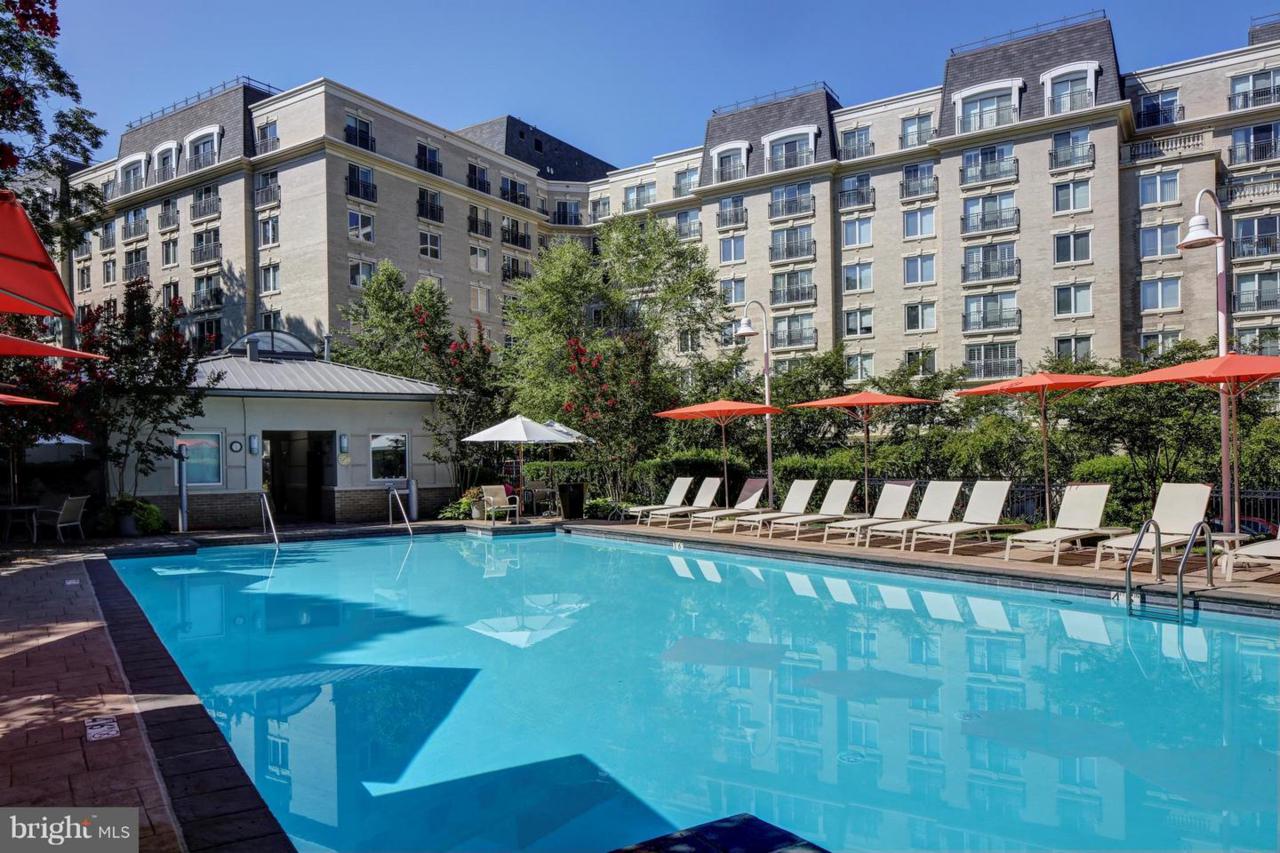 5 Park Place - Photo 1