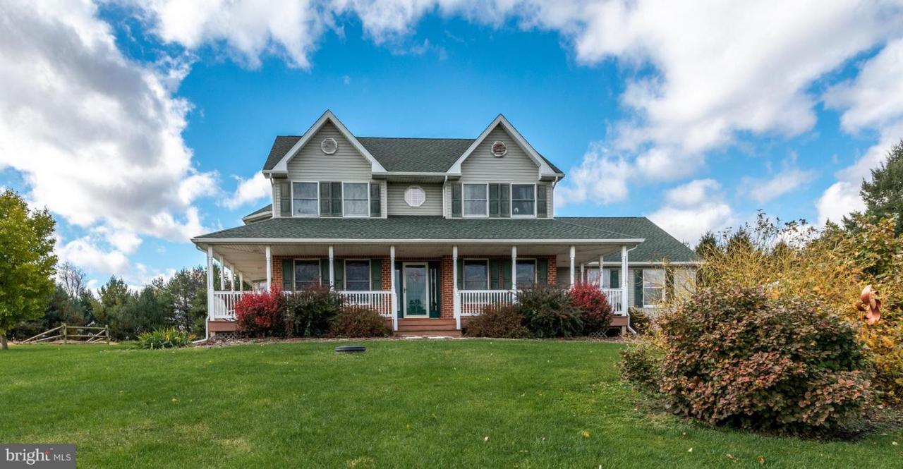 262 Stuart Road - Photo 1