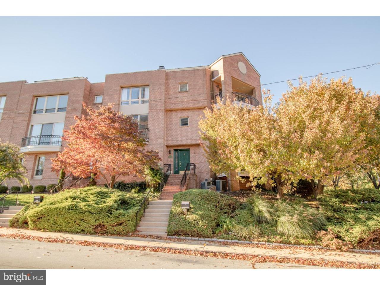 1517 Harrison Street - Photo 1