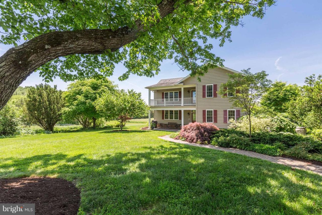 4575 Harney Road - Photo 1