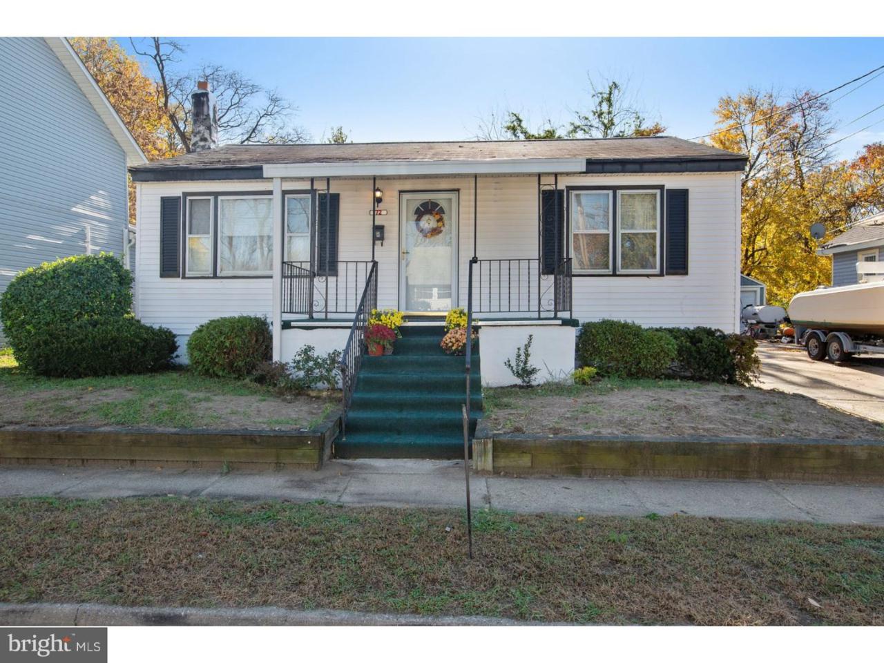 72 8TH Street - Photo 1