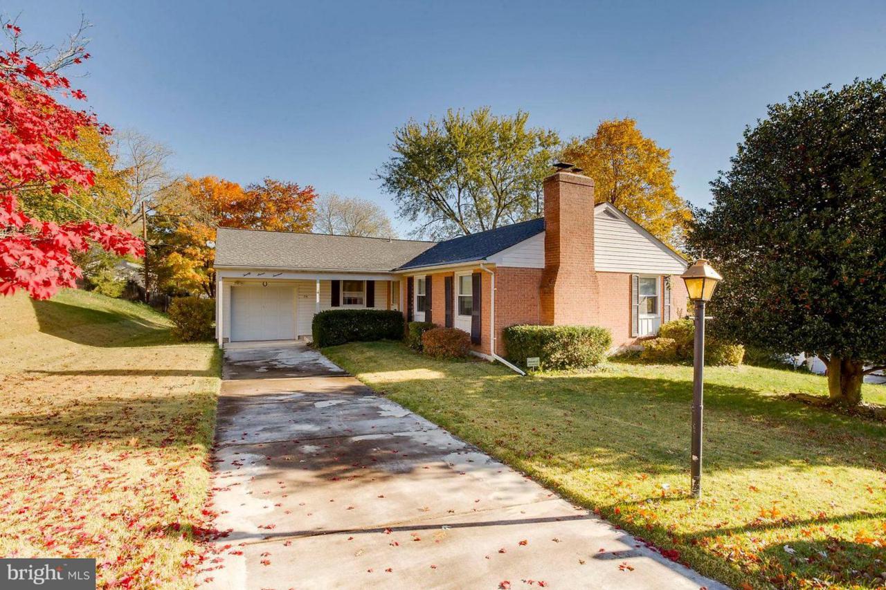 2714 Placid Avenue - Photo 1