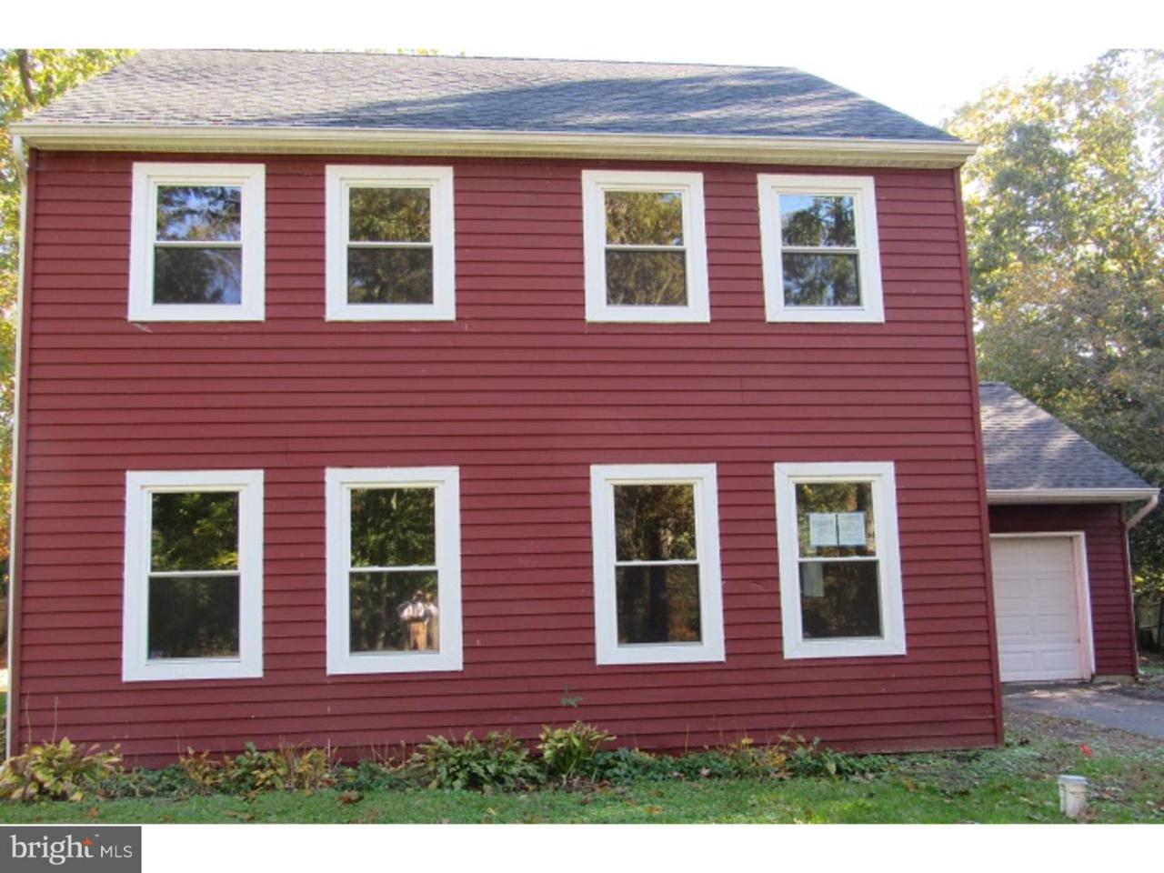 34 Laura Lane - Photo 1