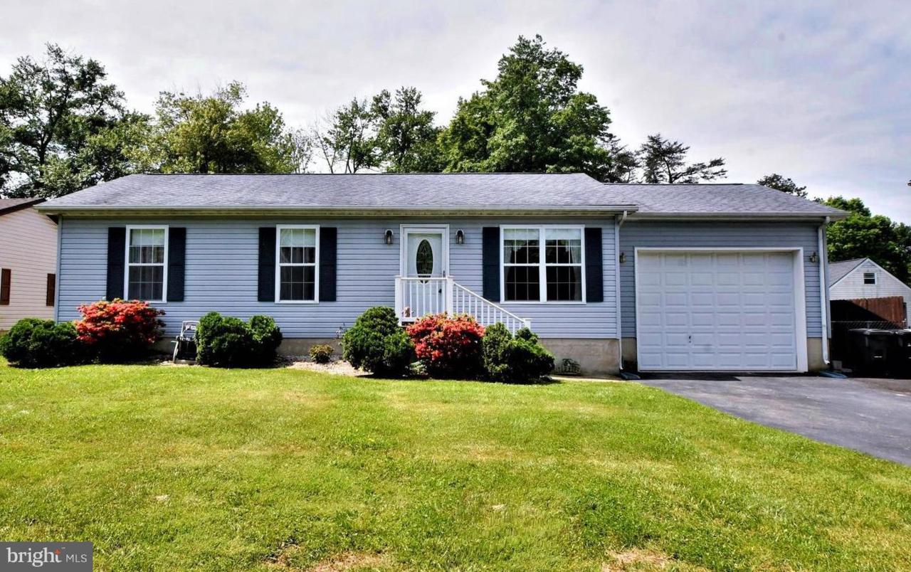 407 Caroline Street - Photo 1
