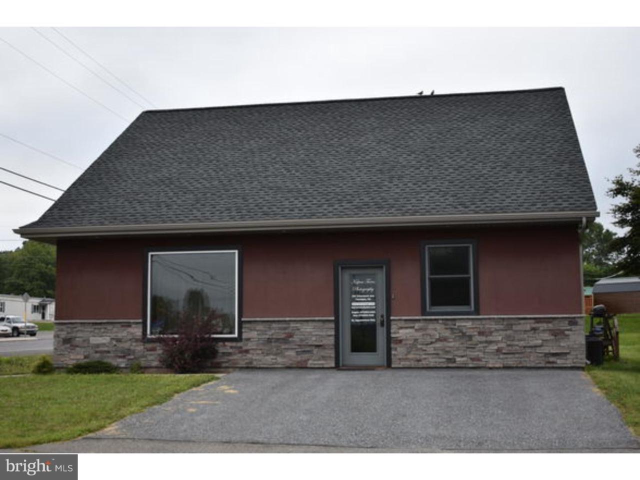 242 Claremont Avenue - Photo 1