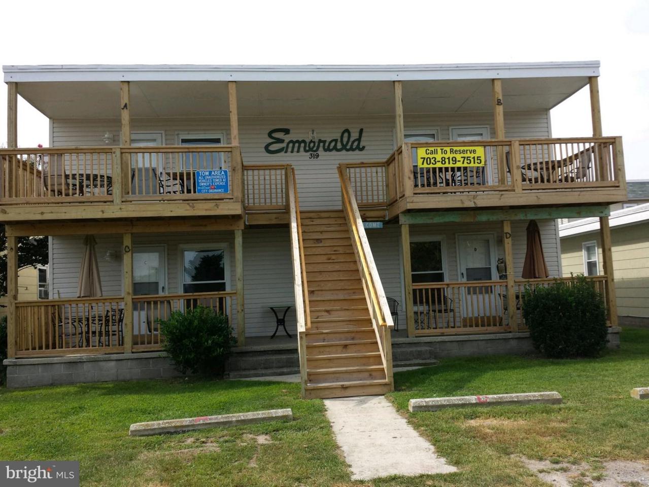 319 Robin Drive - Photo 1