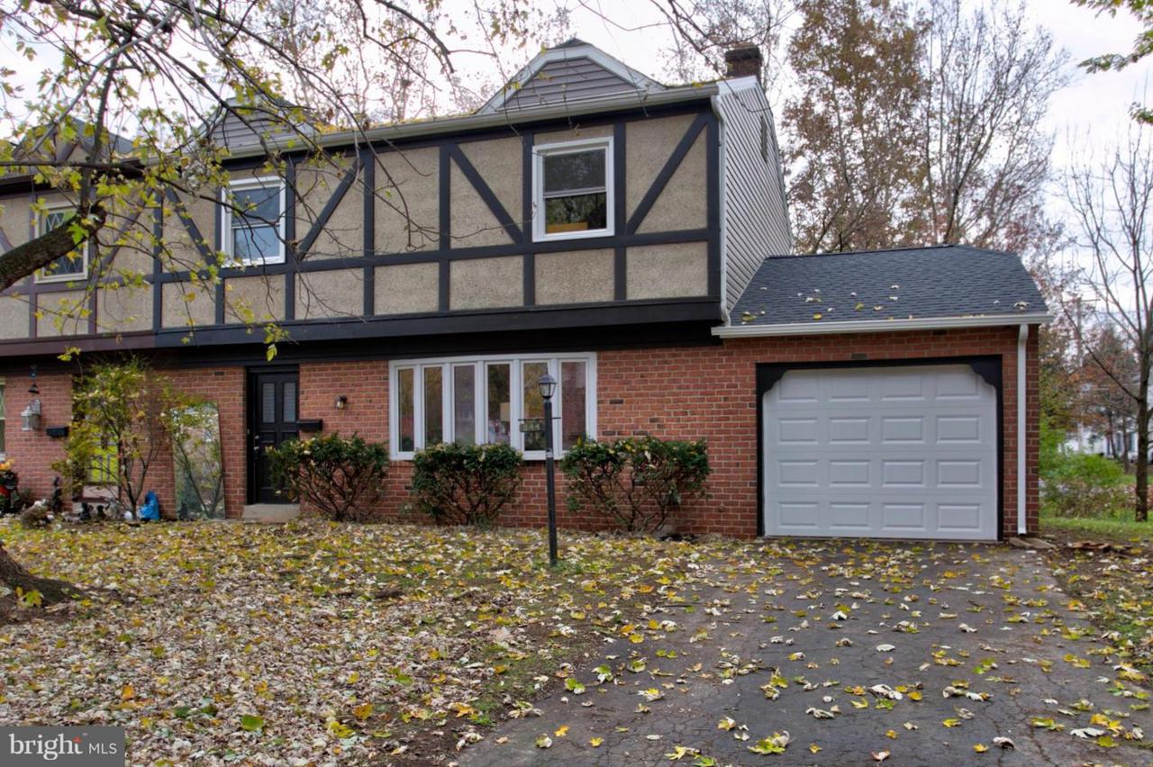 944 Homeland Drive - Photo 1