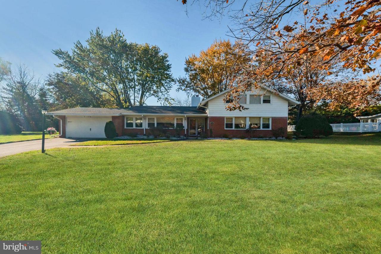7918 Ivy Lane - Photo 1