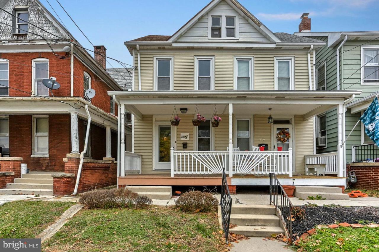 329 1/2 High Street - Photo 1
