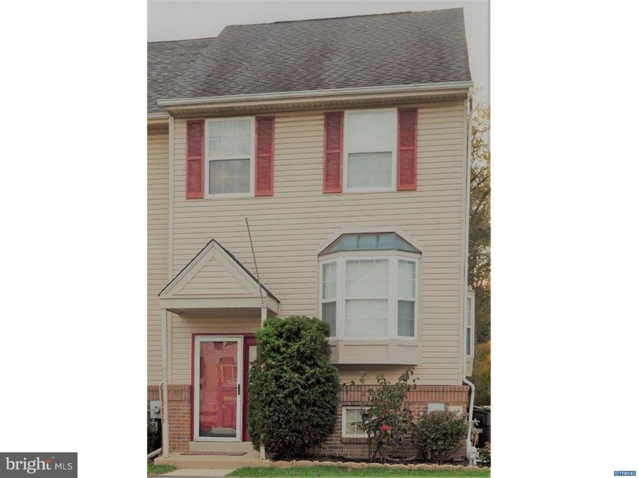 1009 San Remo Court - Photo 1