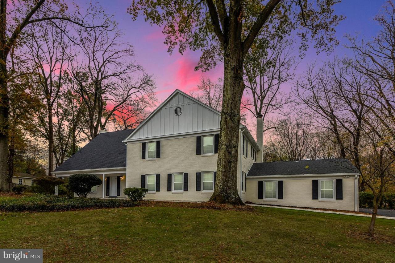 1425 Montague Drive - Photo 1