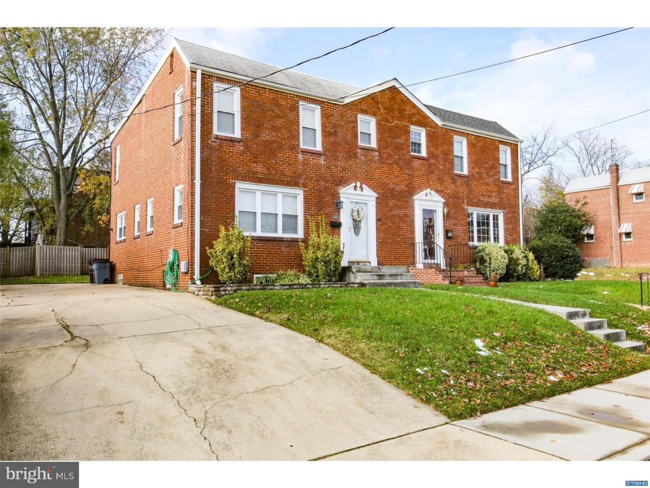 606 38TH Street - Photo 1