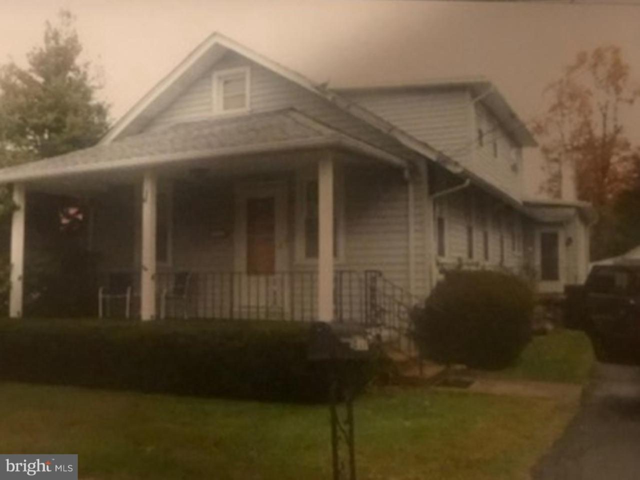817 Orchard Avenue - Photo 1