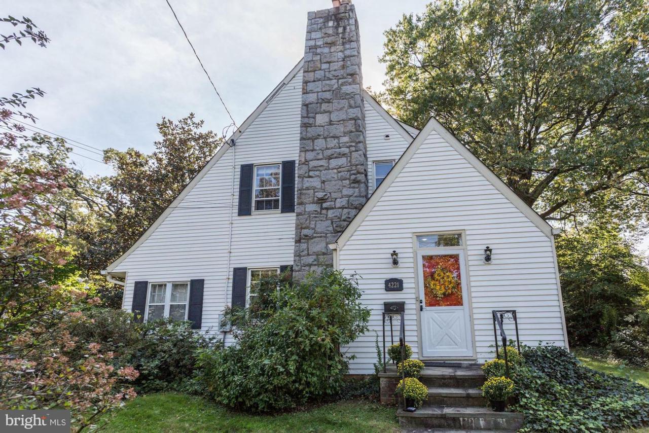 4221 Sheridan Street - Photo 1