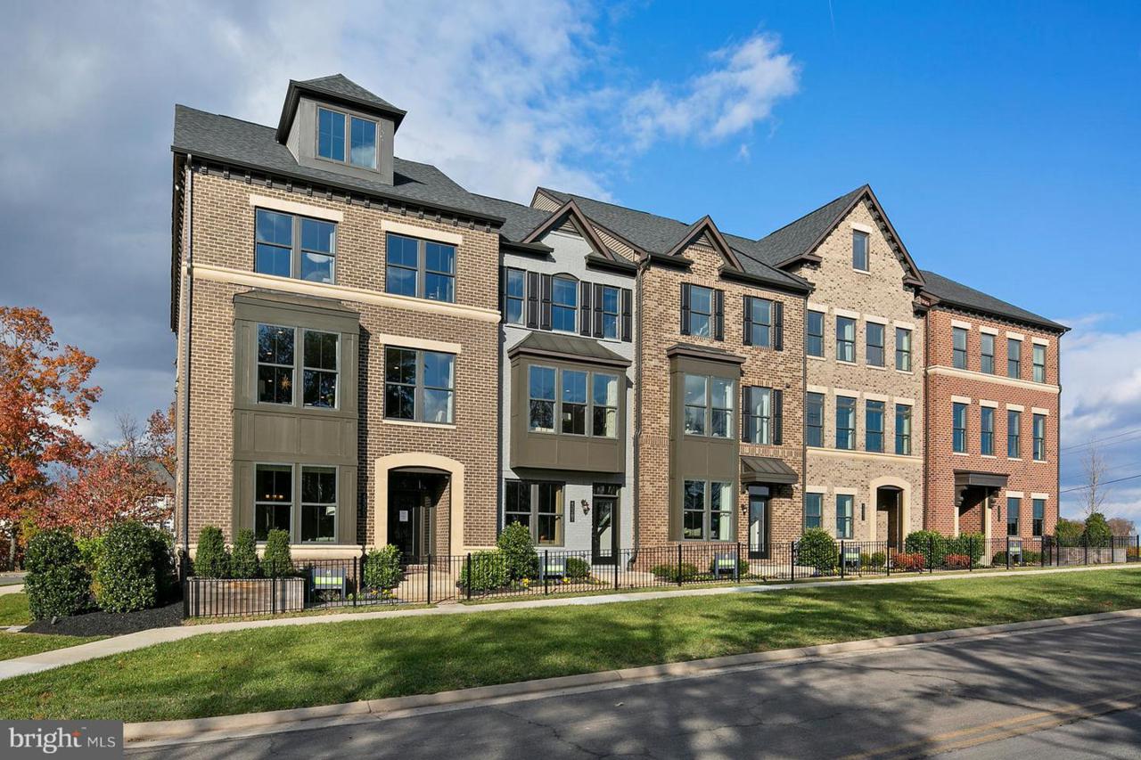 43387 Ghazwa Square - Photo 1