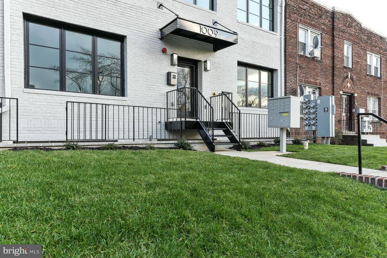 1009 17TH Street - Photo 1