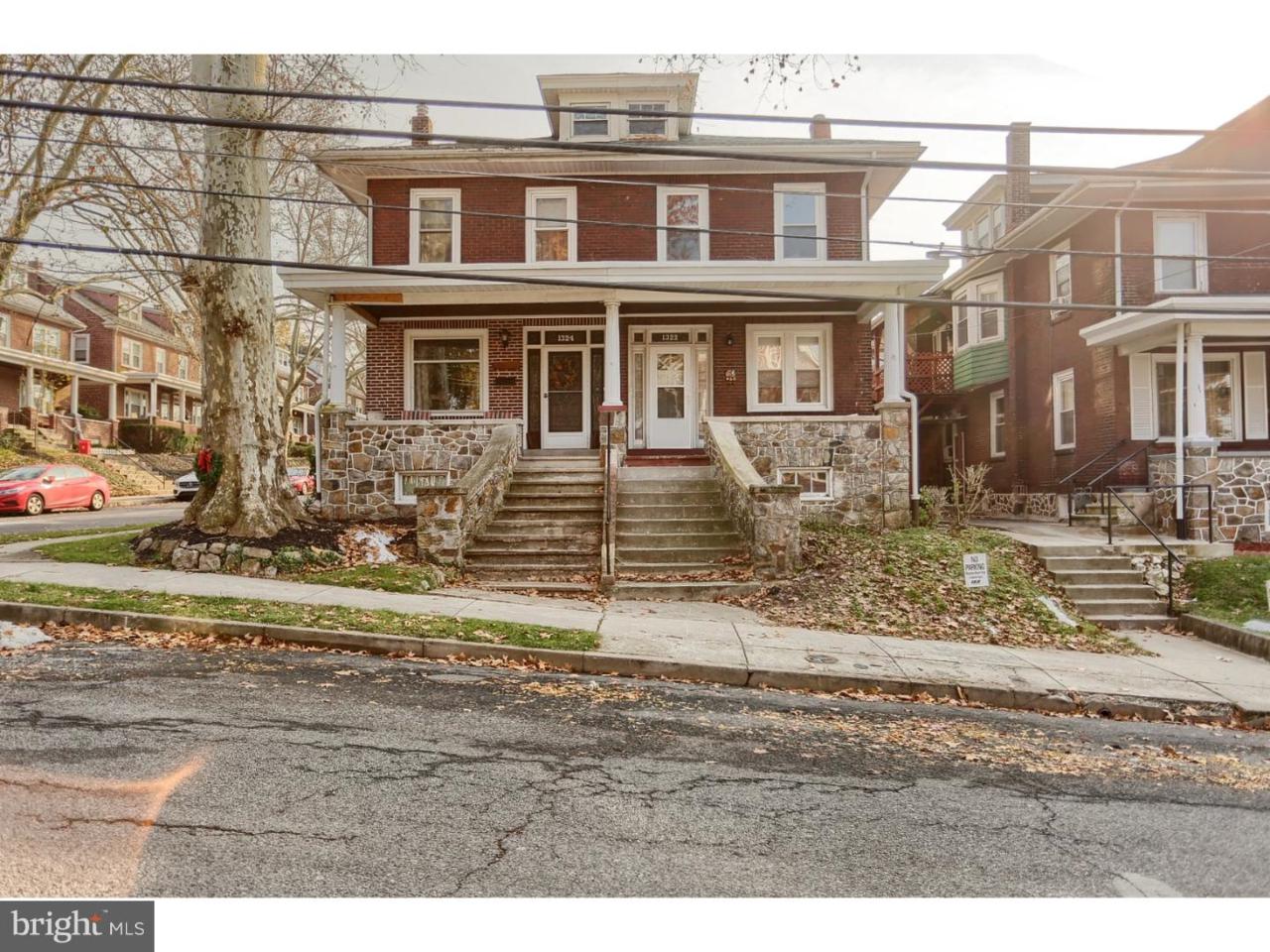 1322 Pike Street - Photo 1