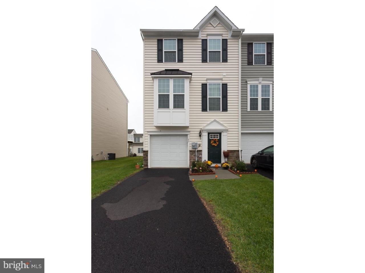 53 Jefferson Drive - Photo 1
