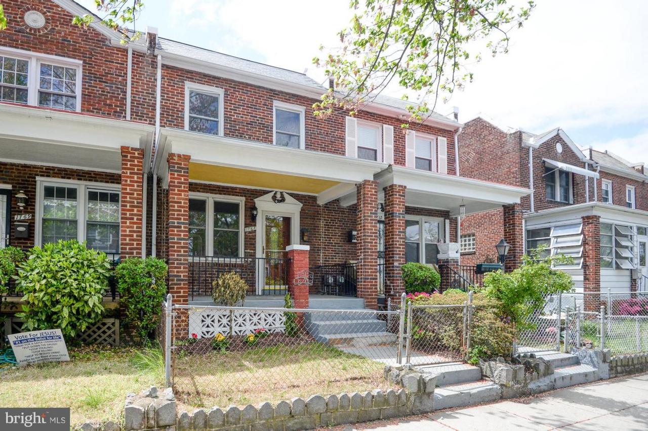 1767 Lang Place - Photo 1