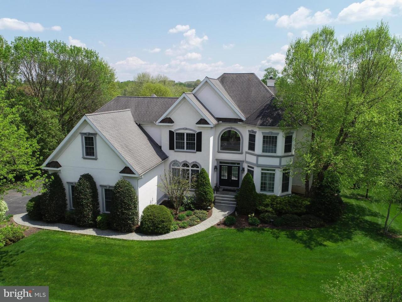 374 Farm Drive - Photo 1