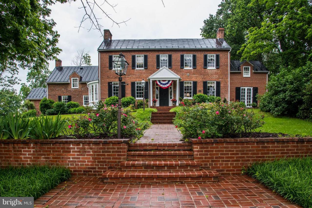 21524 Whites Ferry Road - Photo 1
