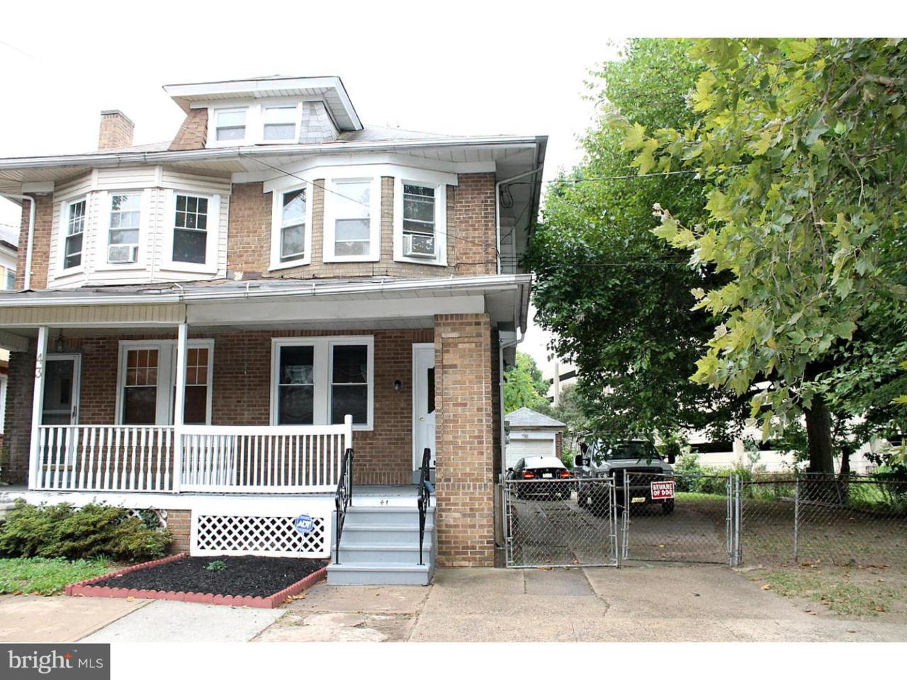 39-41 Hollywood Avenue - Photo 1