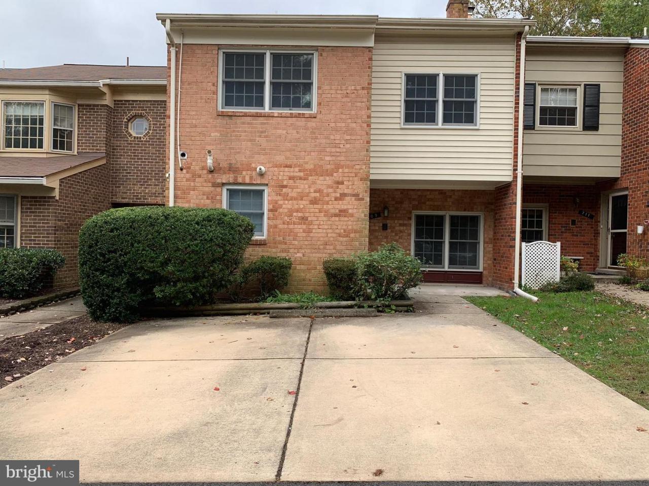 709 Hunter Court - Photo 1