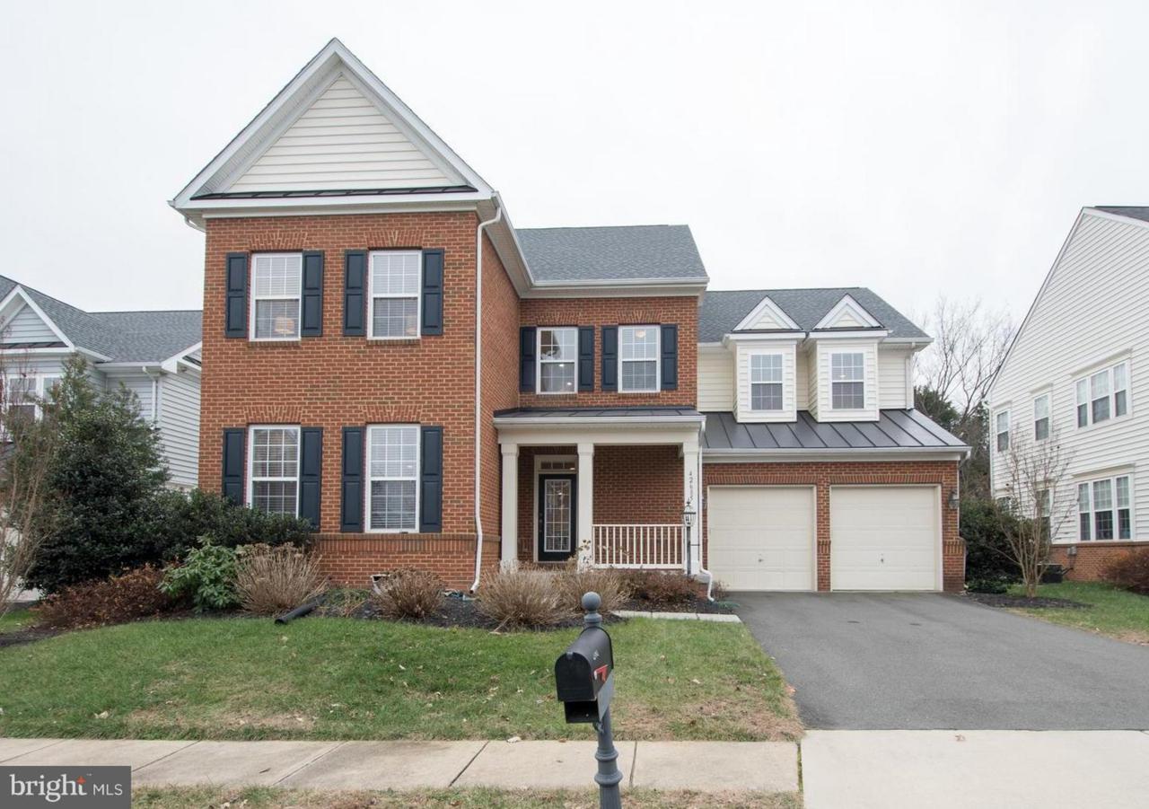 42685 Emperor Drive - Photo 1