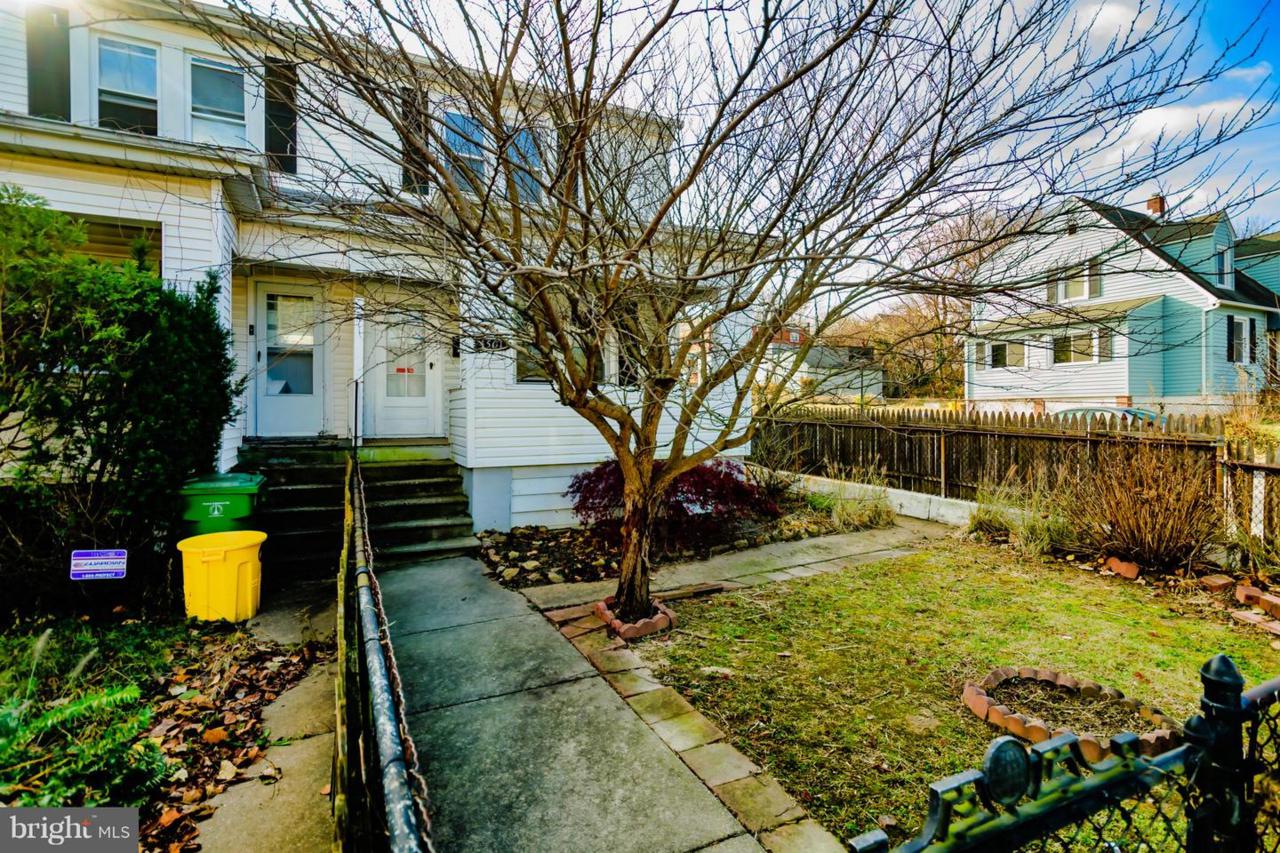 4501 Furley Avenue - Photo 1