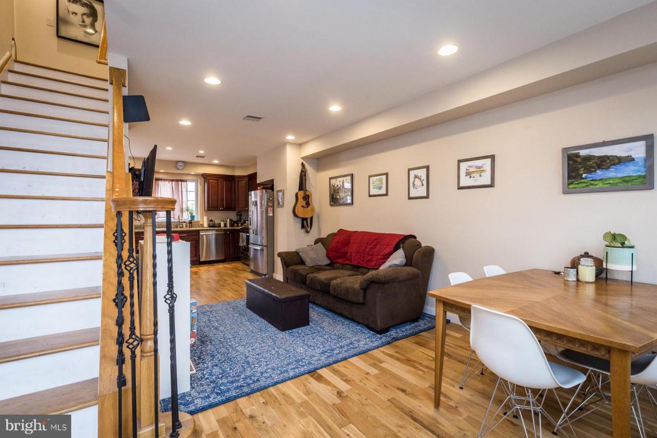 1429 Howard Street - Photo 1
