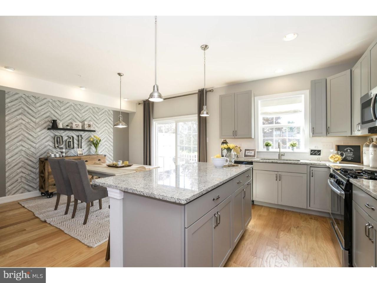 1053 Chapman Circle - Photo 1