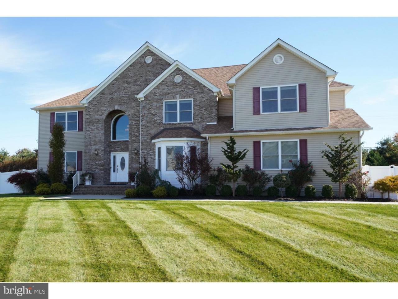 12 Adam Court - Photo 1