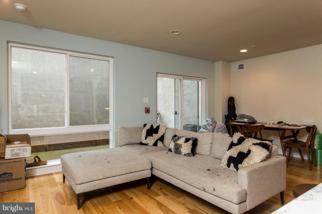 327 Allen Street - Photo 1