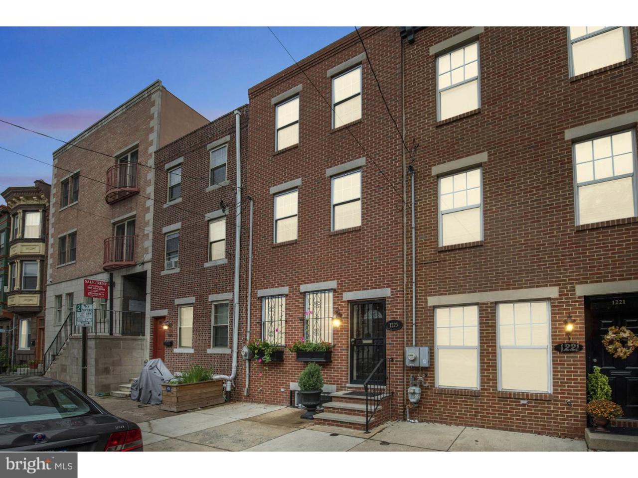 1223 Christian Street - Photo 1