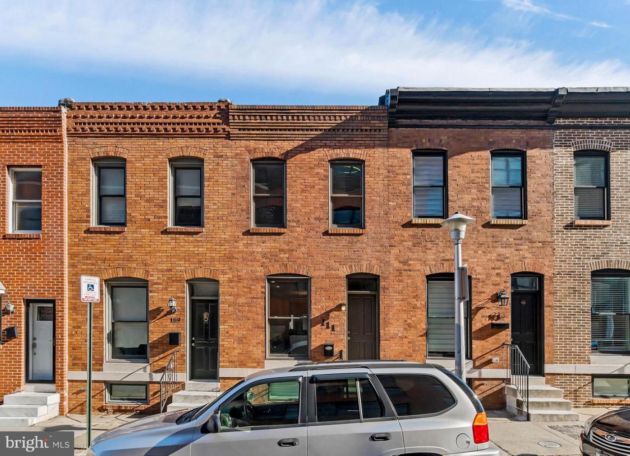 111 Robinson Street - Photo 1