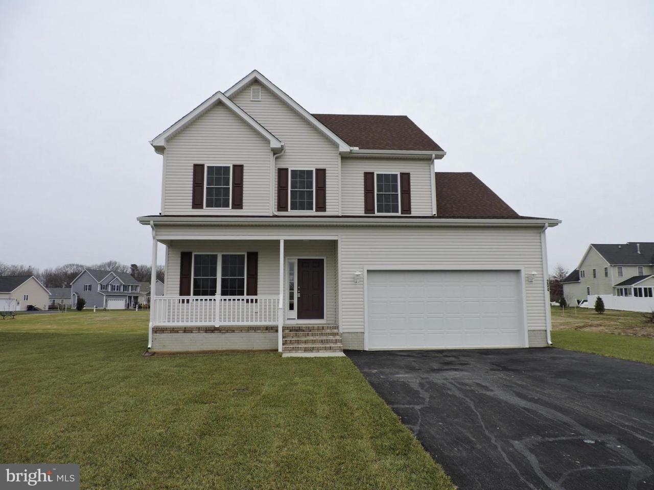 173 Phillips Drive - Photo 1